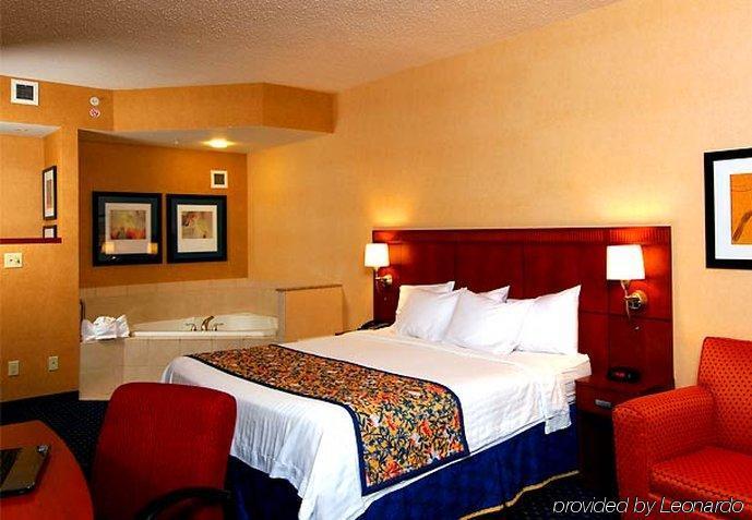 Courtyard By Marriott Knoxville Airport Alcoa Chambre photo