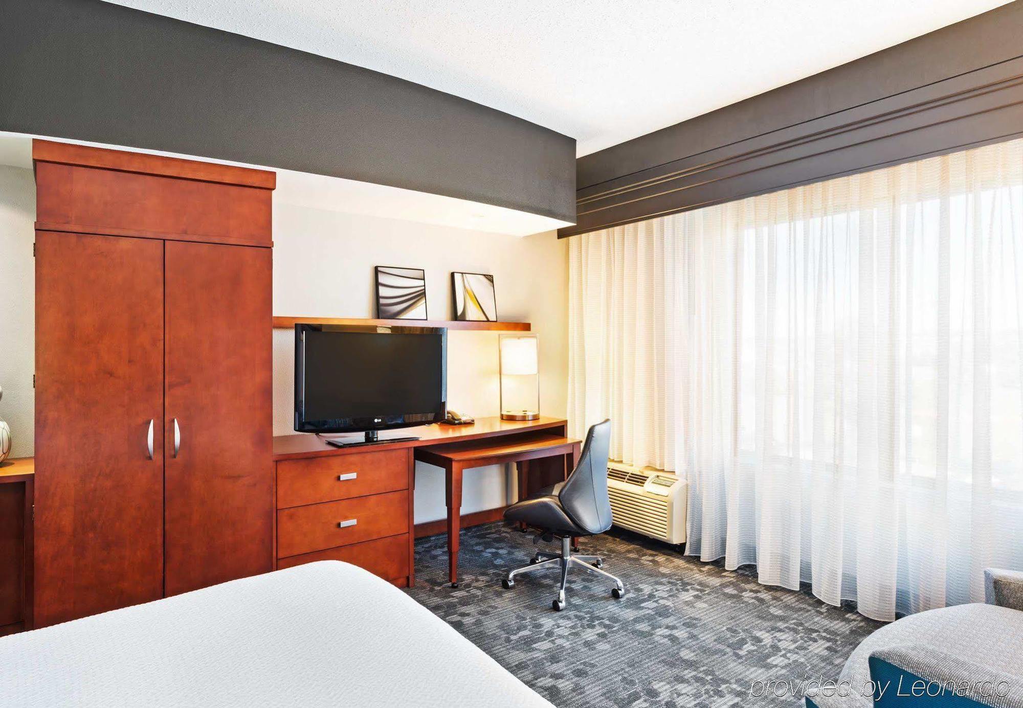 Courtyard By Marriott Knoxville Airport Alcoa Extérieur photo